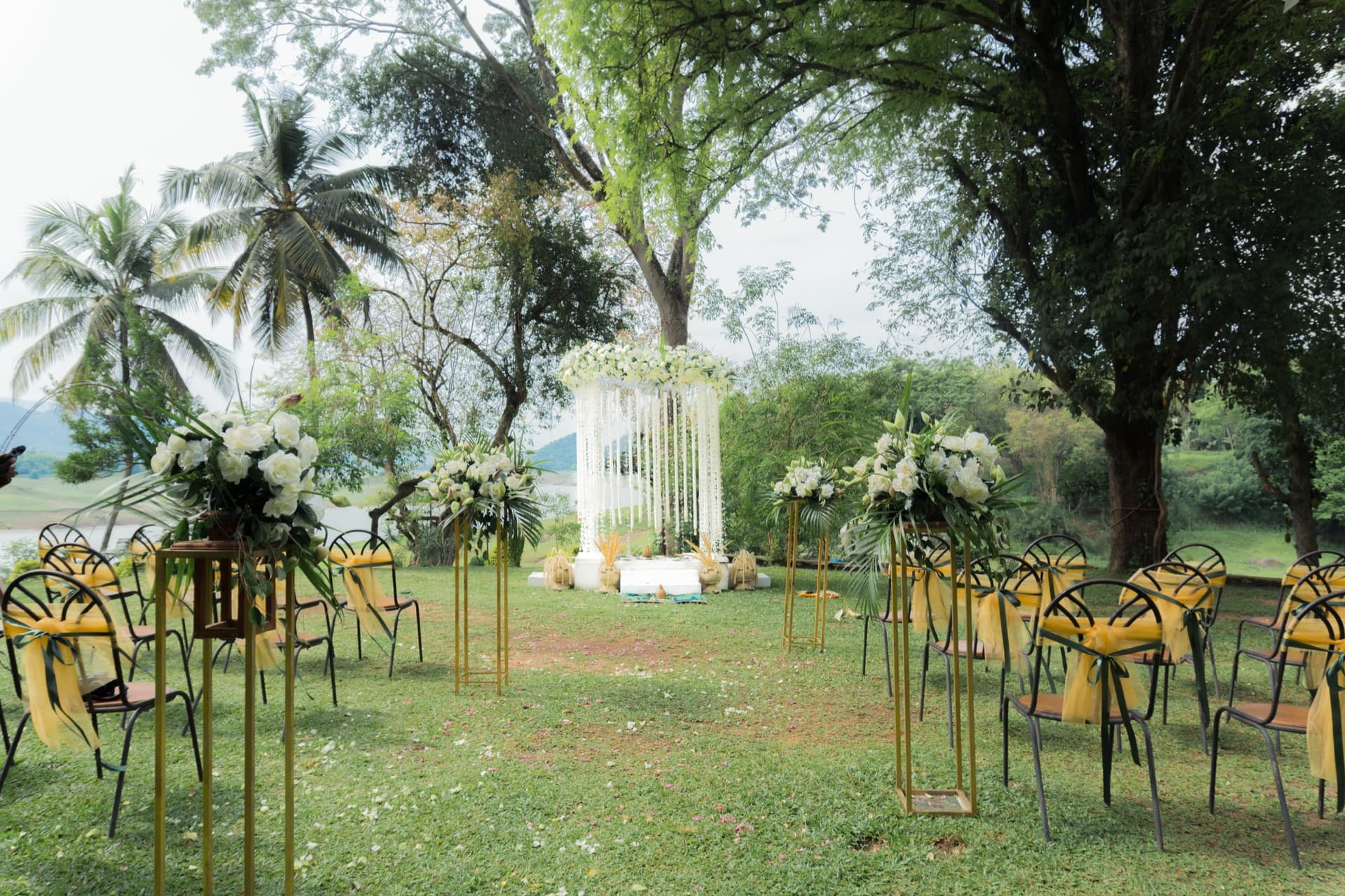 Wedding by the Reservoir